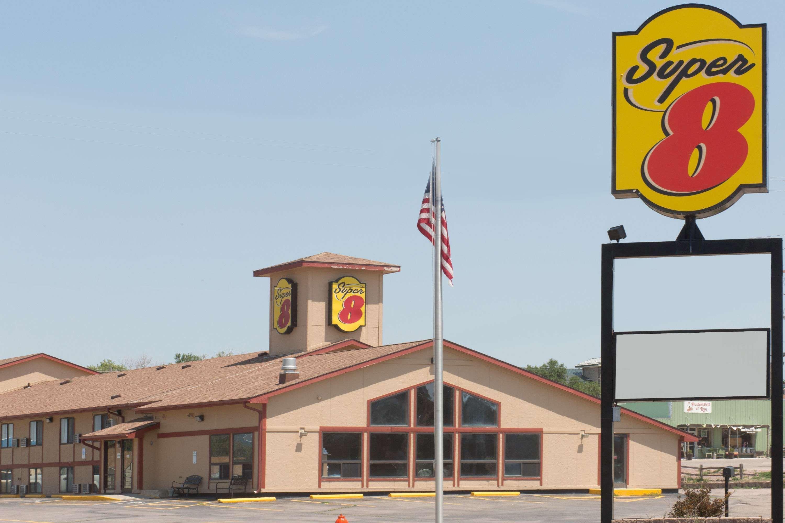 Super 8 By Wyndham Chadron Ne Hotel Buitenkant foto