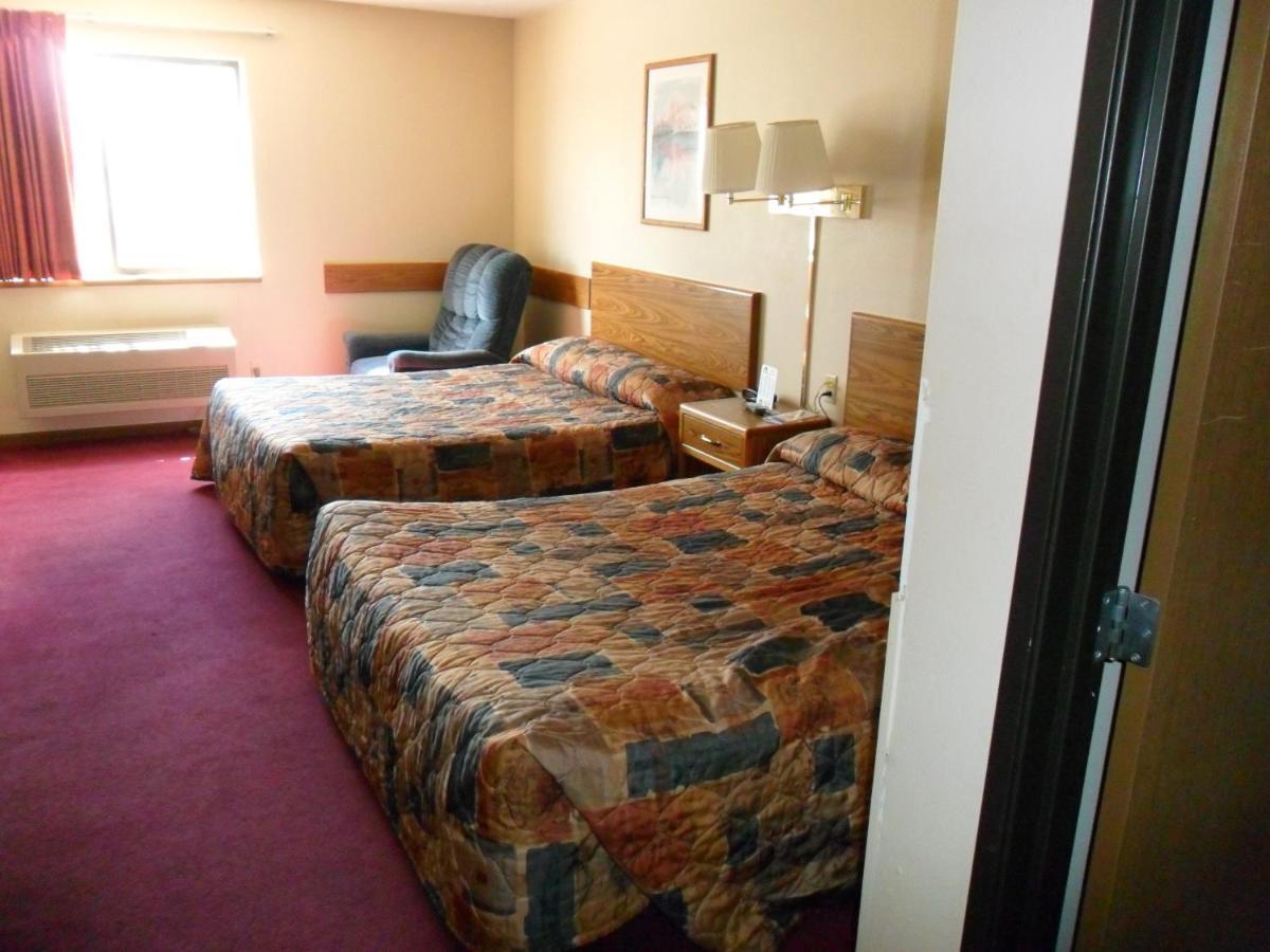 Super 8 By Wyndham Chadron Ne Hotel Buitenkant foto